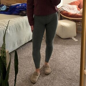 Beyond Yoga Dark Green Leggings